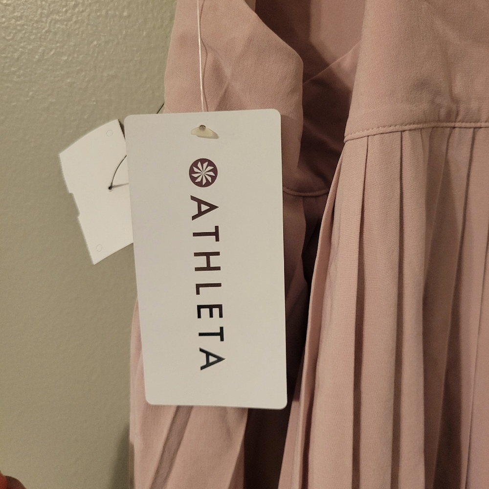 Athleta Swing Forward Pleated Athletic RacerbackTank. Plum Light Pink. Size M - Picture 8 of 11